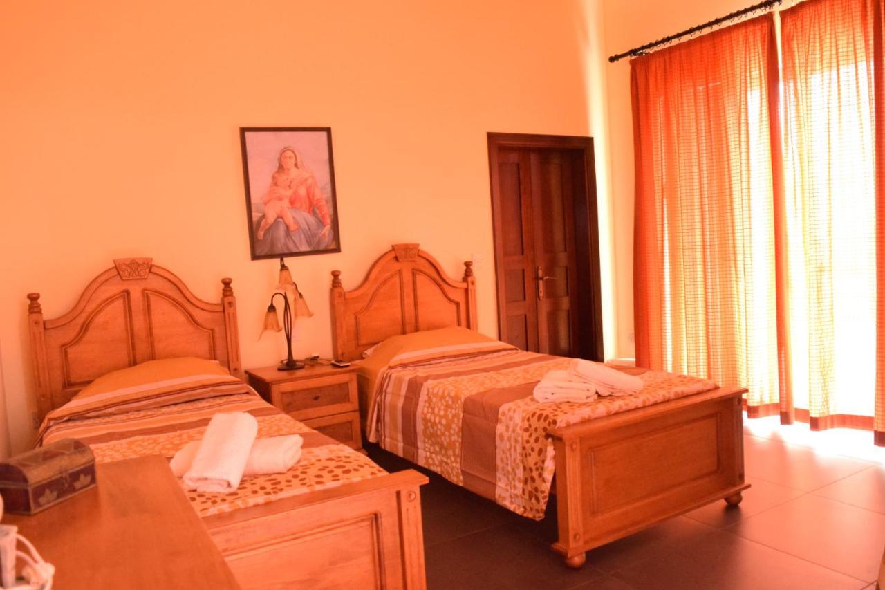 Gmiel In-Natura B&B Ghajn il-Kbira  Ngoại thất bức ảnh